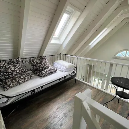 Appartmenthaus Duenenschloss * Кюлунгсборн